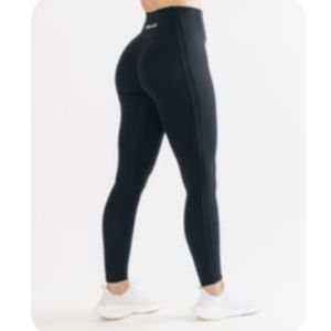 Alphalete legging